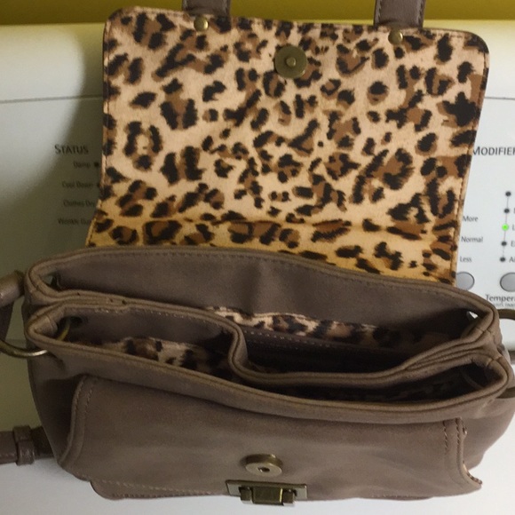 Purse - Picture 2 of 4